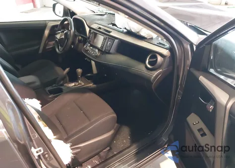 2018 Toyota Rav4 Xle from USA, damaged, VIN 2T3WFREV1JW439979